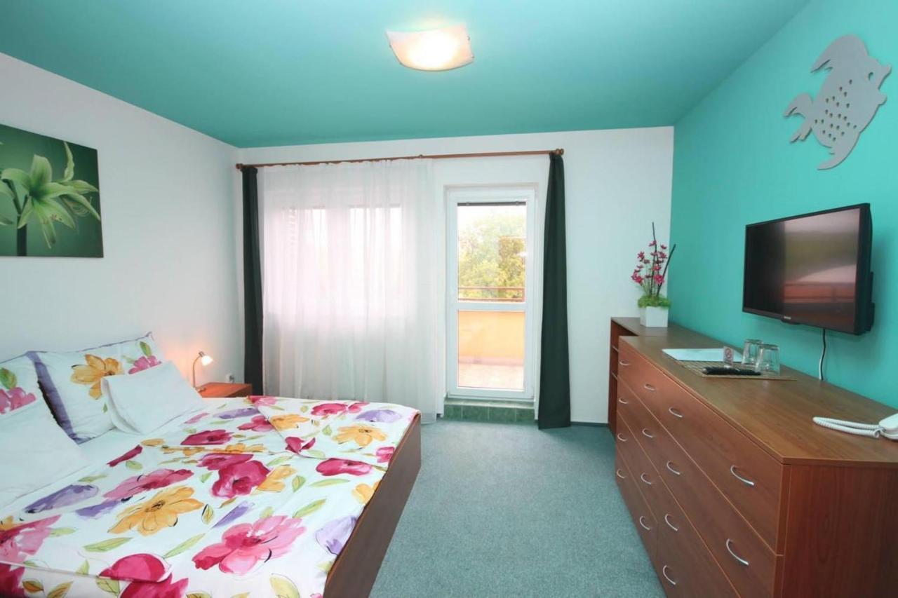 Apartmany, Penzion, Wellness U Zlate Rybky Vyškov Eksteriør bilde