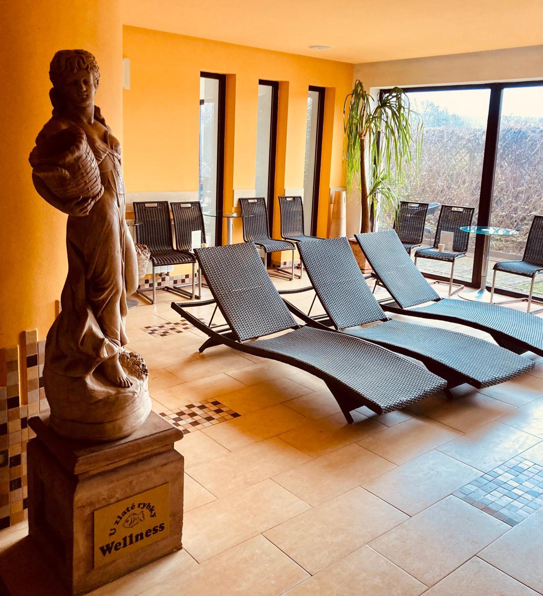 Apartmany, Penzion, Wellness U Zlate Rybky Vyškov Eksteriør bilde